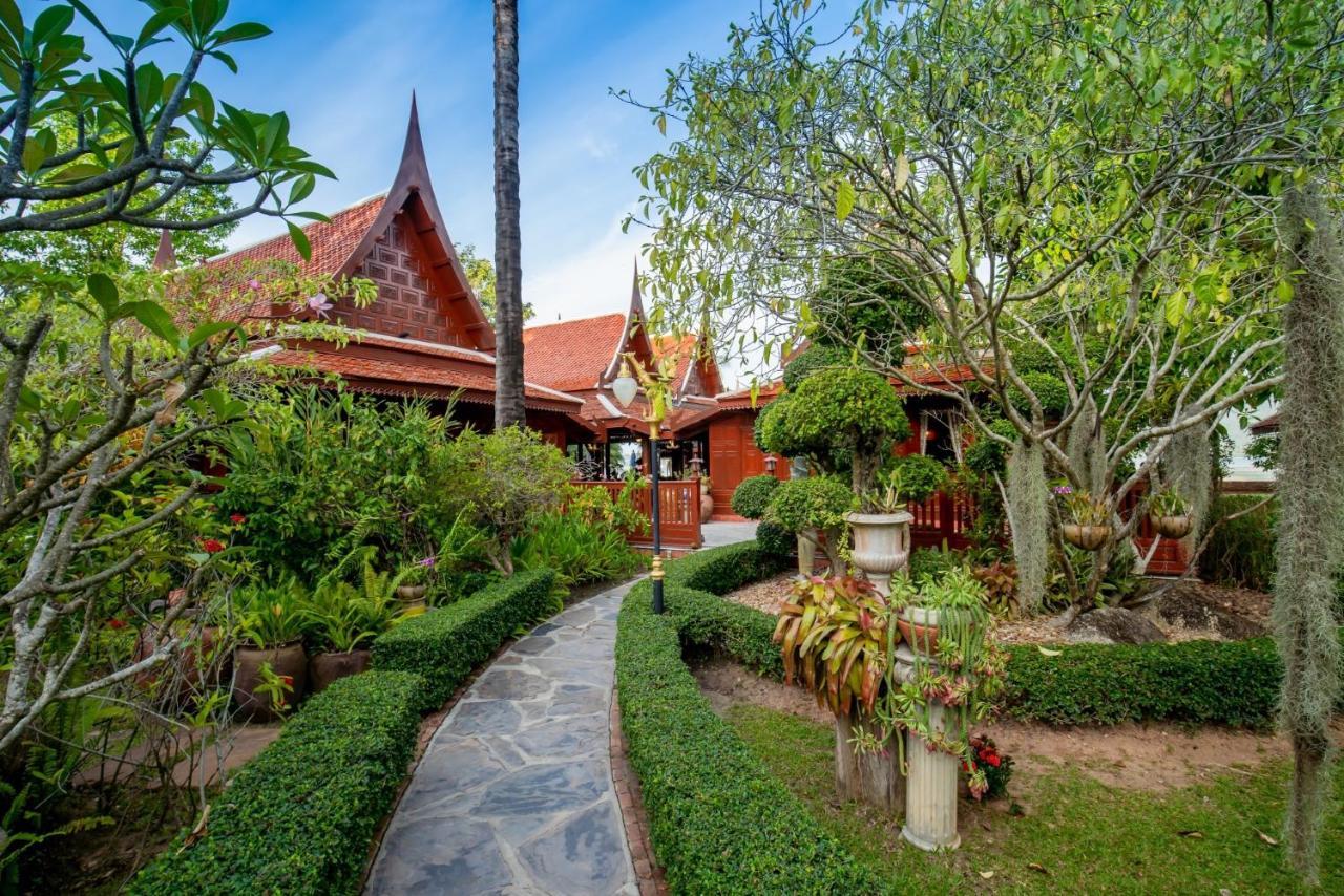 Royal Thai Villa Phuket - Sha Extra Plus Rawai Esterno foto